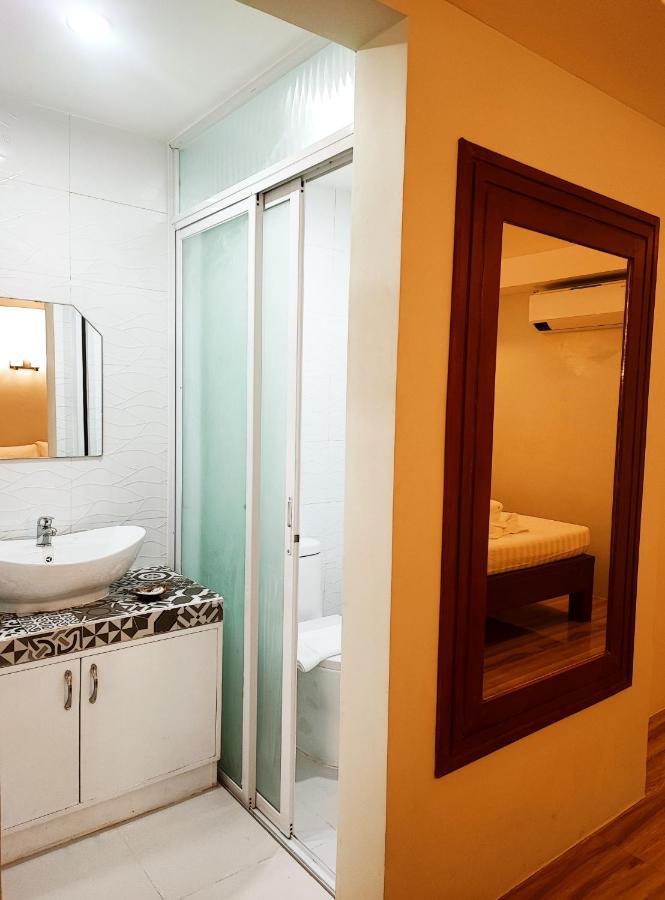 Hotel Mercante ビガン エクステリア 写真
